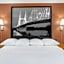 Super 8 by Wyndham Charleston/Sikeston East MO