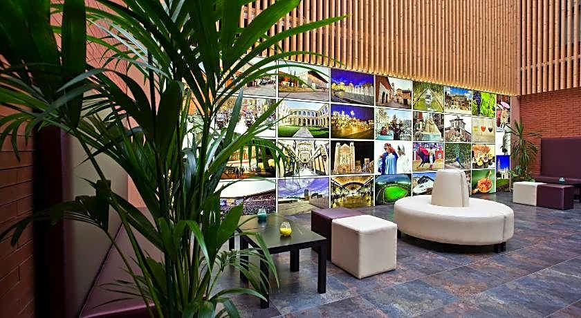 Hotel Enara