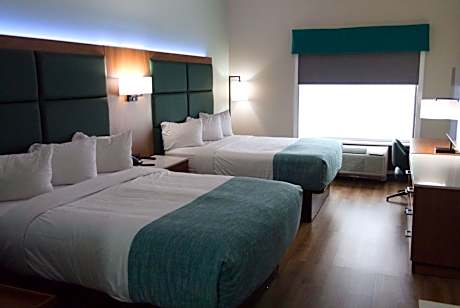 Queen Room with Two Queen Beds - Non-Smoking