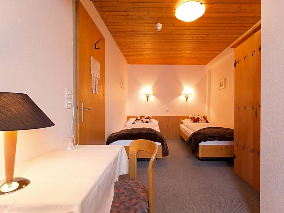 Hotel Oberland