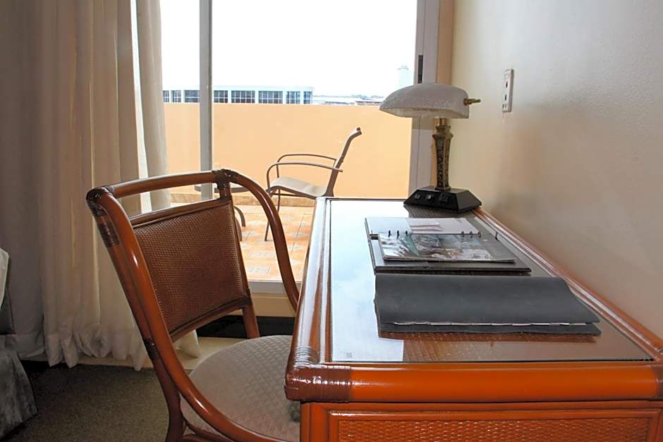 Radisson Colon 2,000 Hotel & Casino