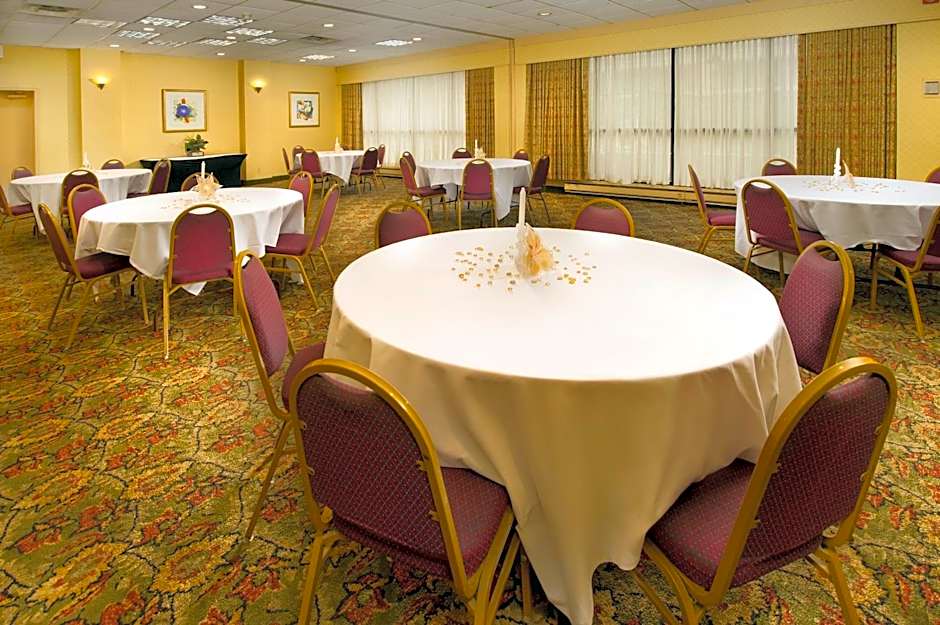 Quality Inn Windsor Mill - Baltimore