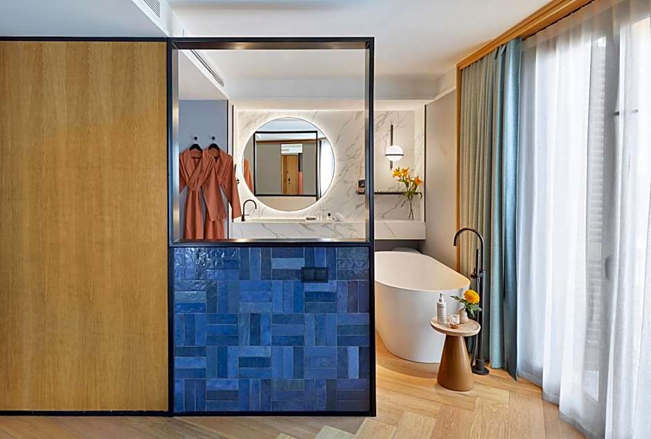 Kimpton Vividora Hotel By IHG