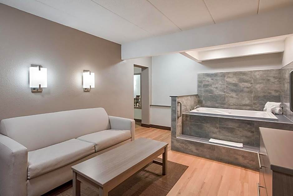 Red Roof Inn - Philadelphia Trevose