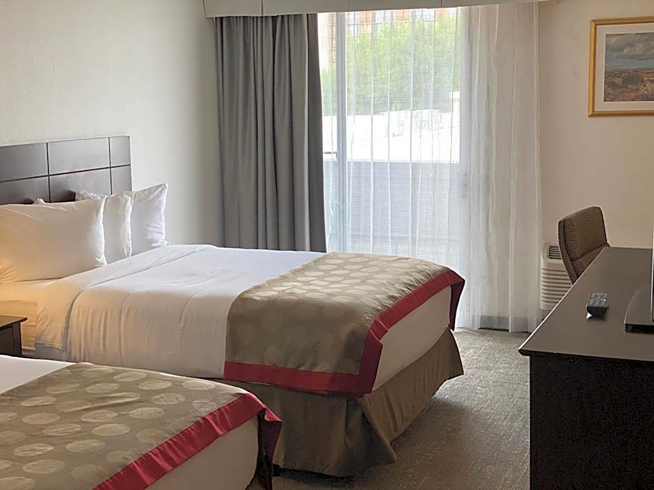 Ramada by Wyndham Albuquerque Midtown