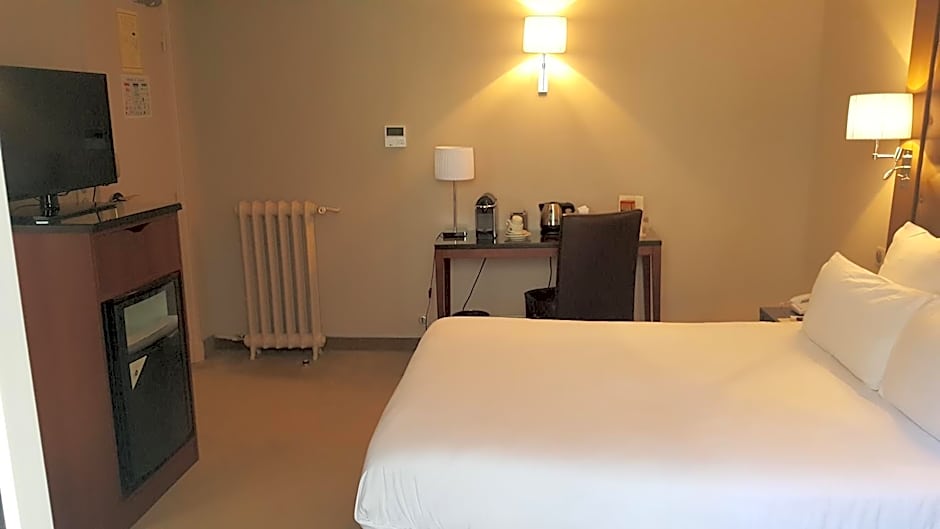 Hotel Saint Cyr Etoile