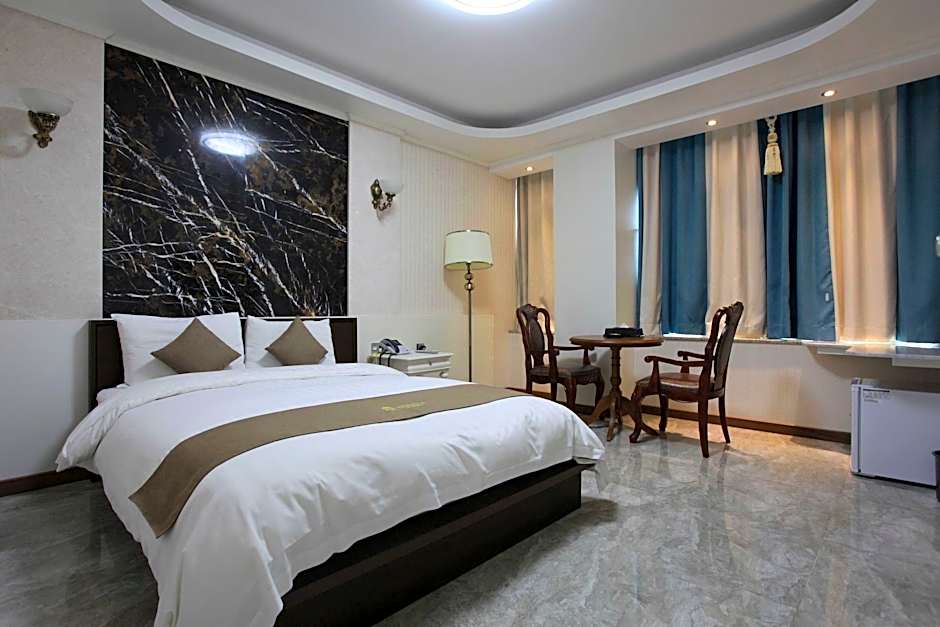 Ansan Seowon Tourist Hotel