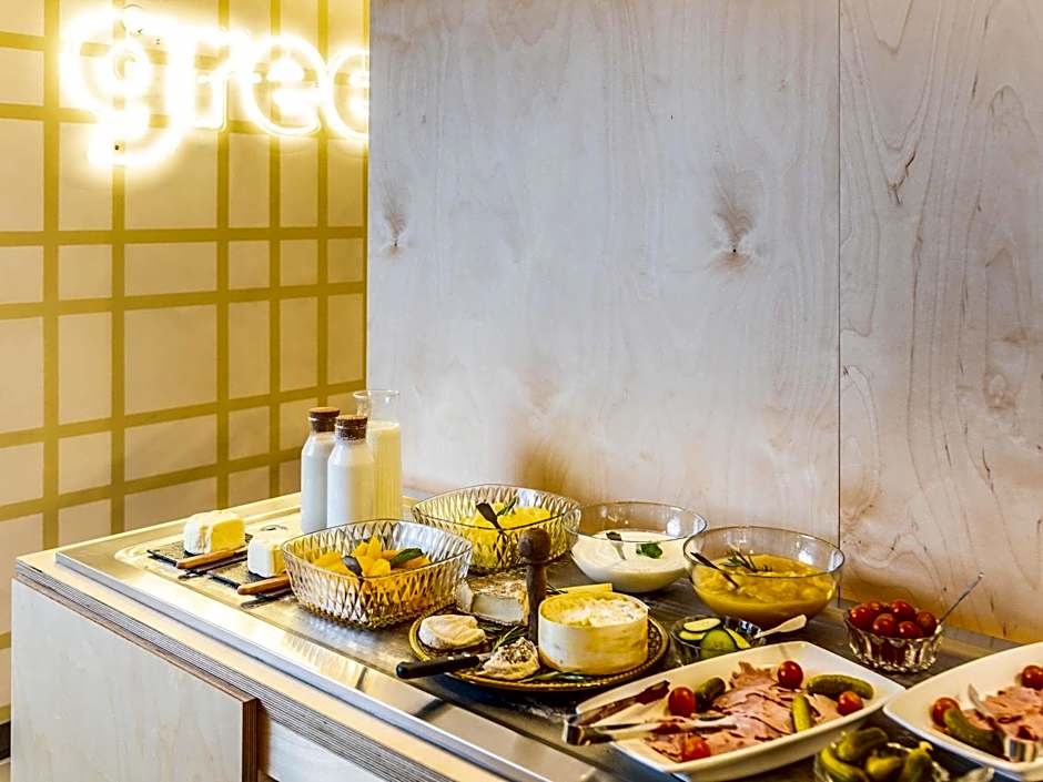 greet hotel Marseille Parc Chanot Velodrome