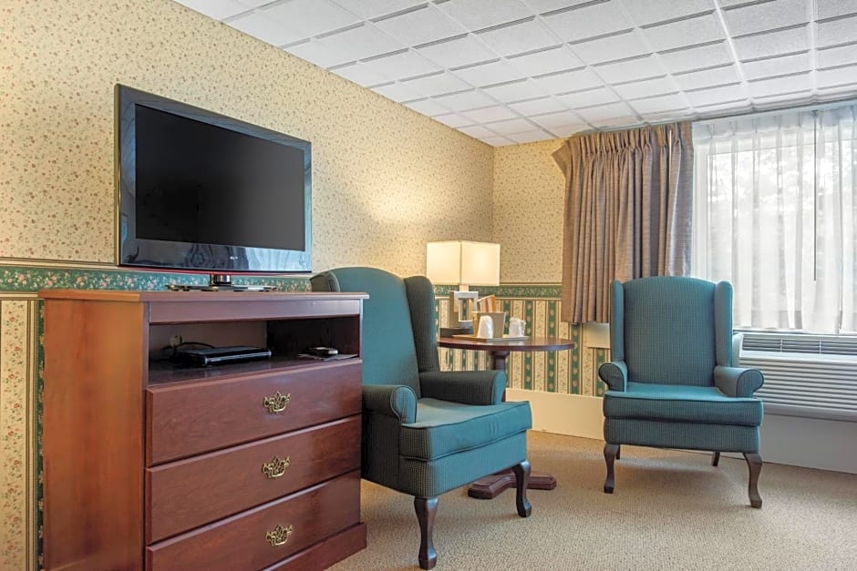 Coachman Inn