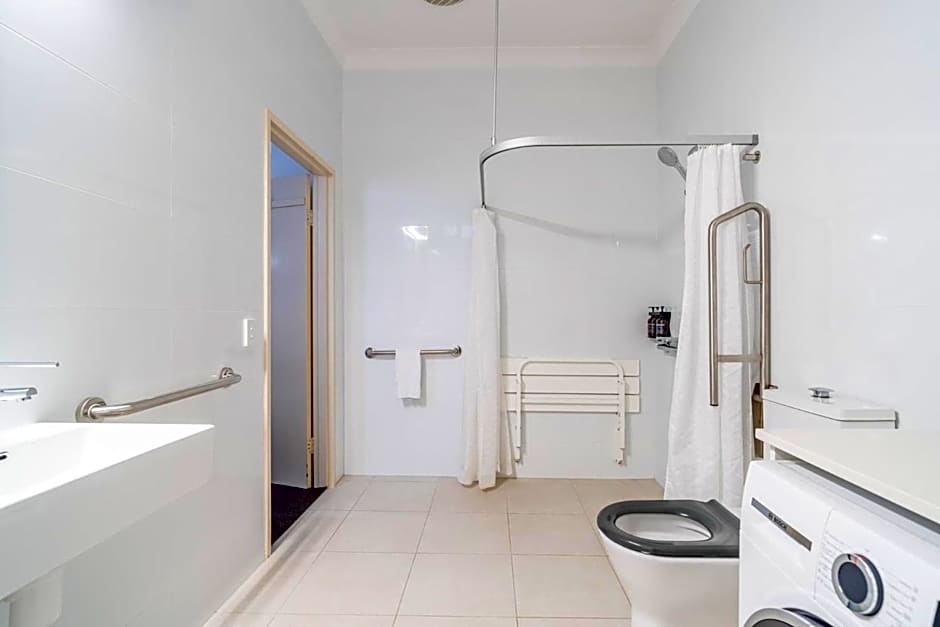 Byron Bay Side Central Motel