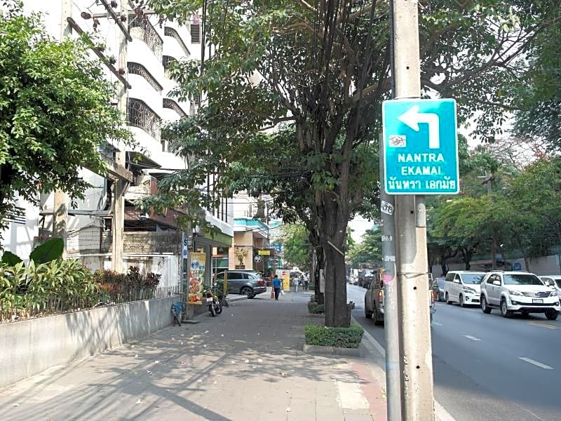 Nantra Ekamai Hotel