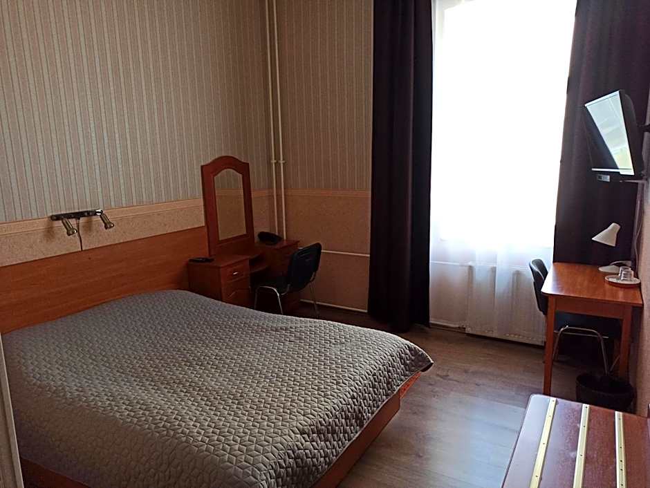 Photo 1 of 3 of Double Room