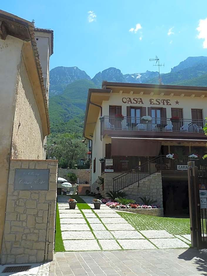 Albergo Casa Este