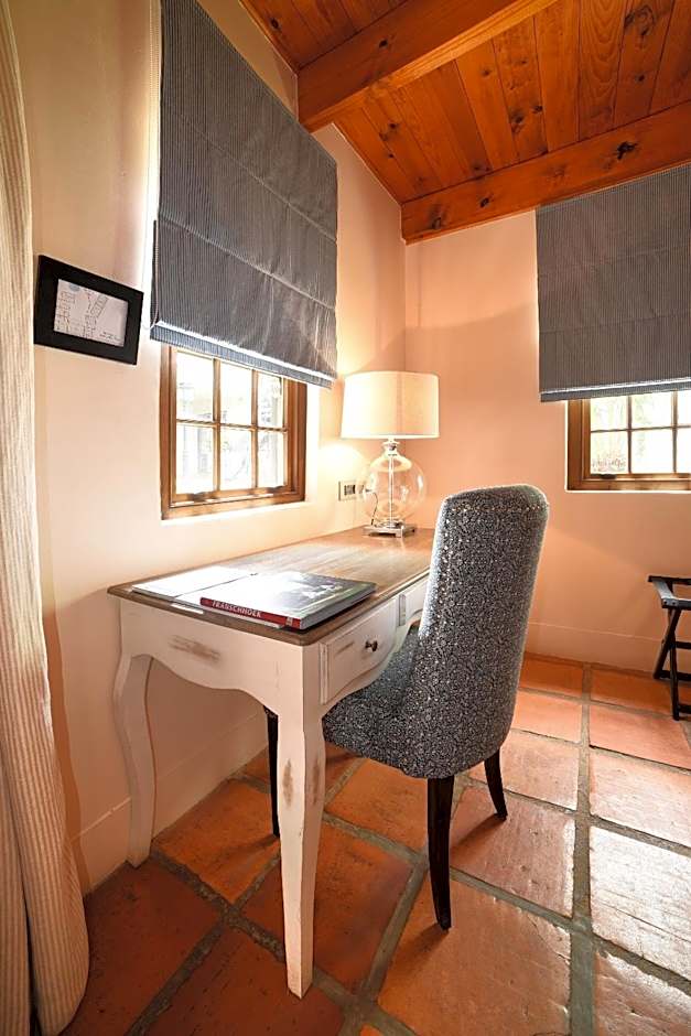 Avondrood Guest House by The Oyster Collection