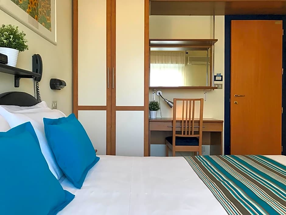 Golf Hotel