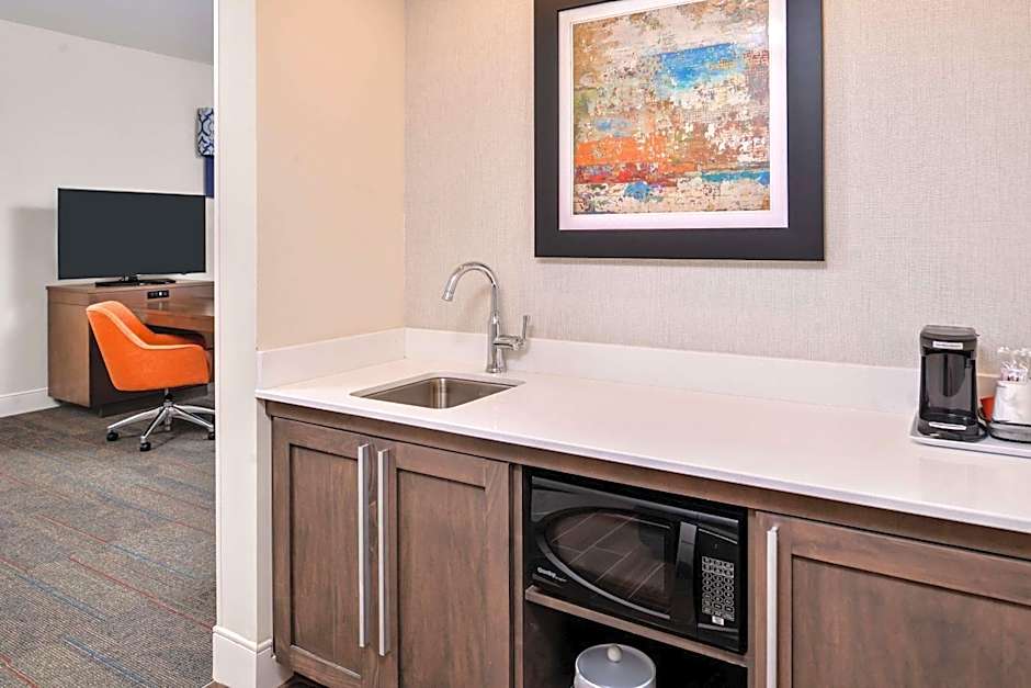 Hampton Inn By Hilton Benson