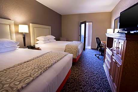Superior Queen Room with Two Queen Beds with Balcony