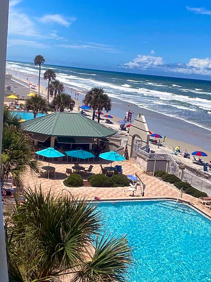 Modern Beach Condo-Daytona Beach