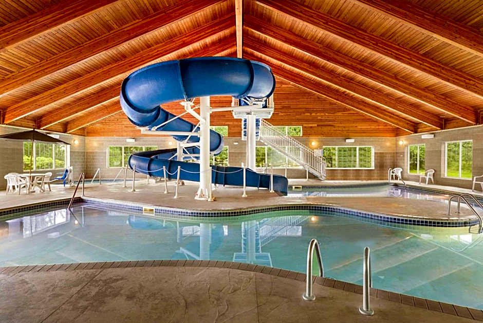 Comfort Inn & Suites St. Paul Northeast