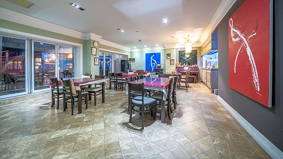 Yangyang Golden Bay Pension