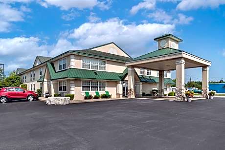 Quality Inn & Suites Manistique