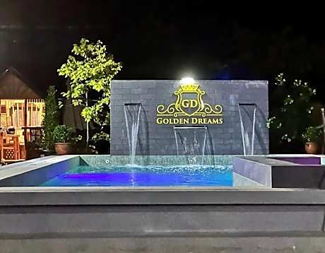 Golden Dreams Lodging Home