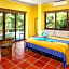 Villa Kiwi. Huge Pool, Steps To Town n Beach. 6 plus BRM 7.5 BTH 3 KCN