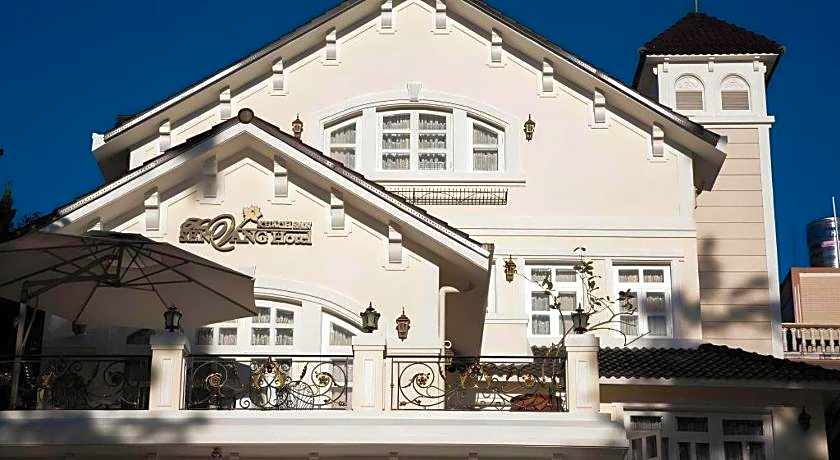 Hoa Sen Vang Hotel Dalat