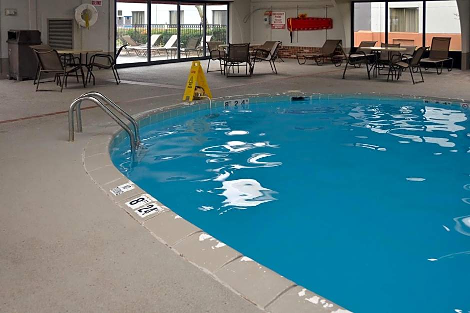 Quality Inn Perrysburg - Toledo South
