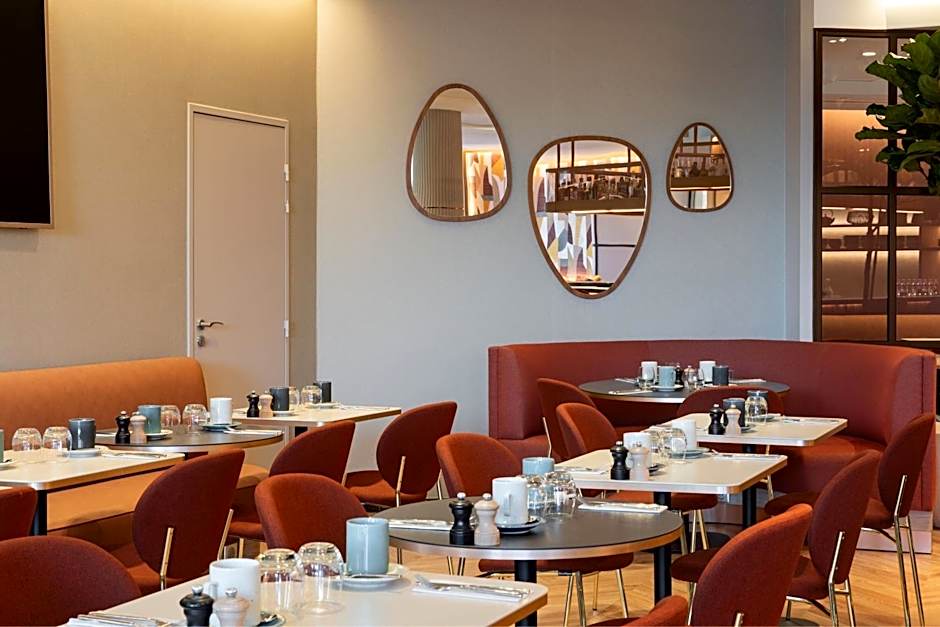 AC Hotel by Marriott Paris Porte Maillot