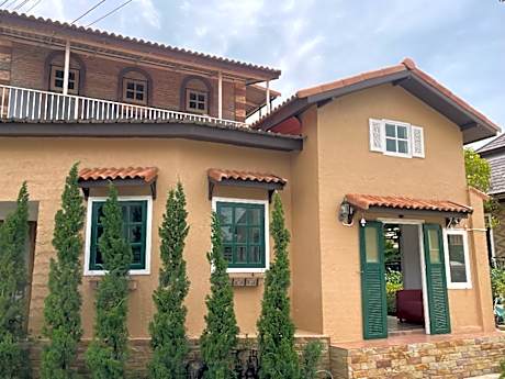 The Color Resort Amphawa