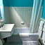 Motel R-100