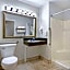 Quality Inn & Suites Fort Madison near Hwy 61