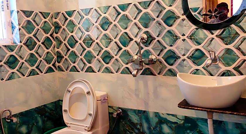 Khushi Paying Guest House