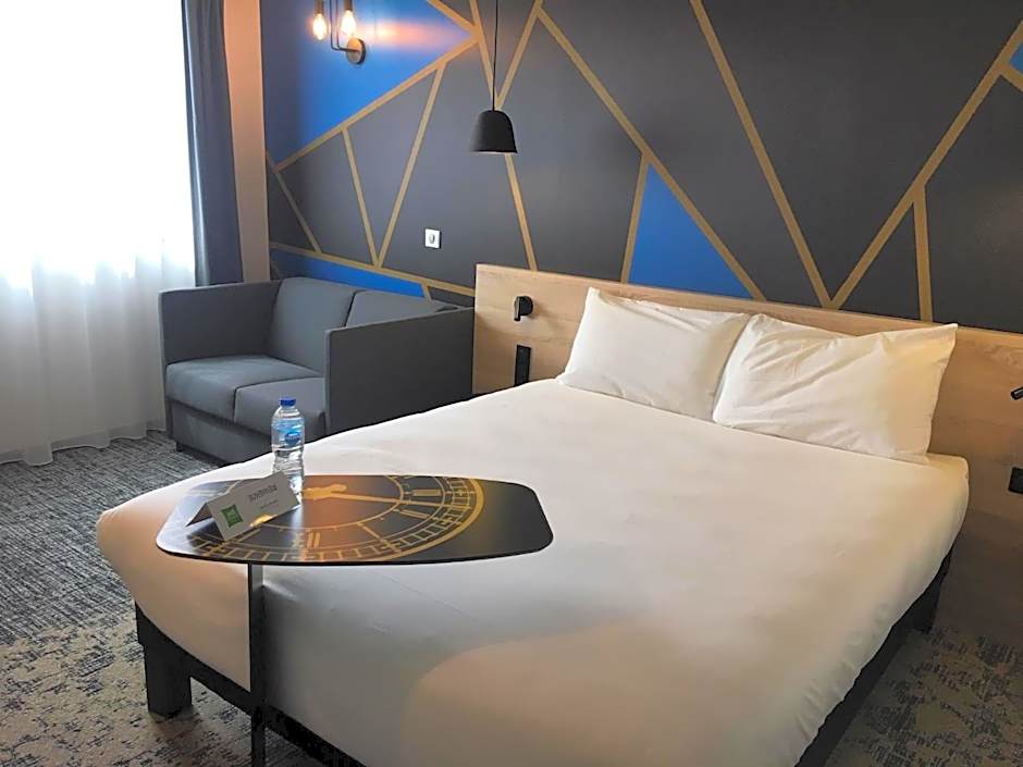 ibis Styles Valenciennes Petite Foret
