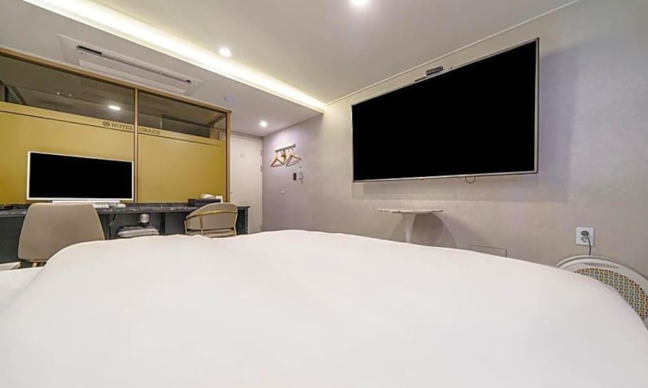 Paju Geumchon Grache