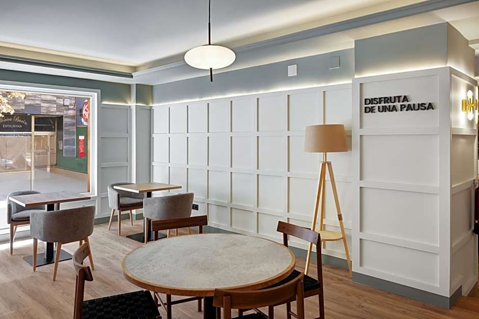 Hotel Zaragoza Royal