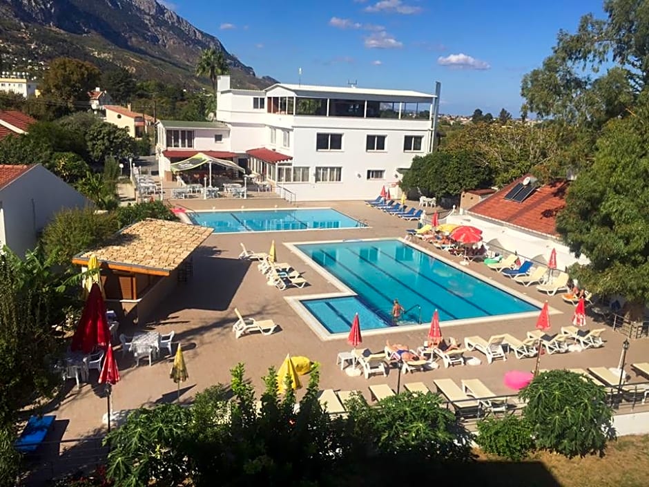 Holiday Village Rose Gardens