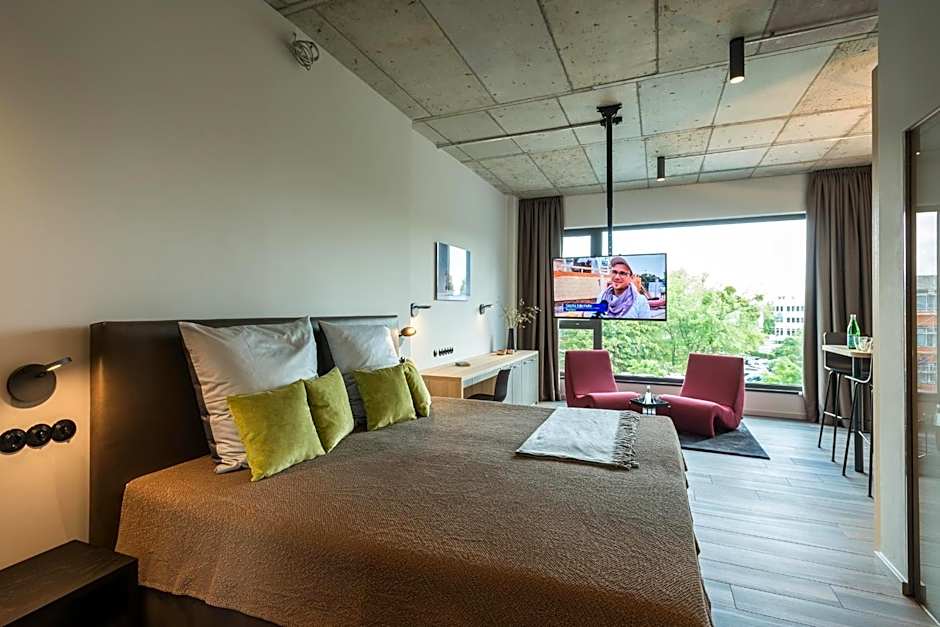 Golden Ball, Exclusive Serviced Apartments Munich