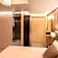 Amina Residency - Luxury Stay