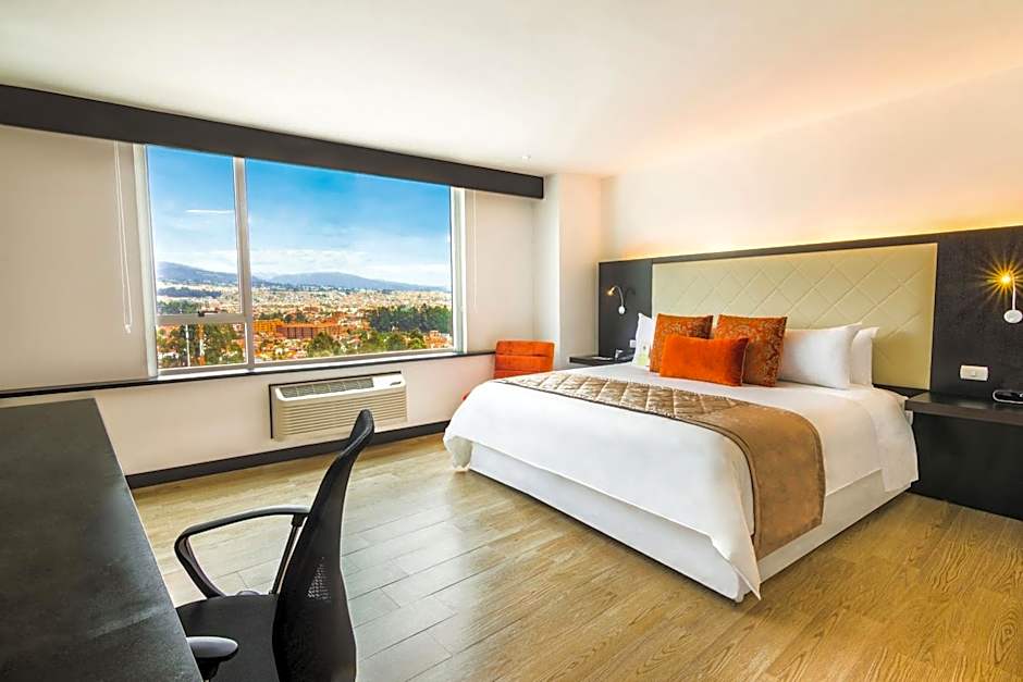 Four Points by Sheraton Cuenca