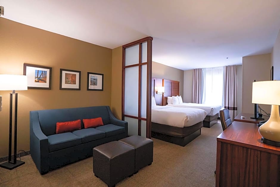 Comfort Suites Airport Flowood