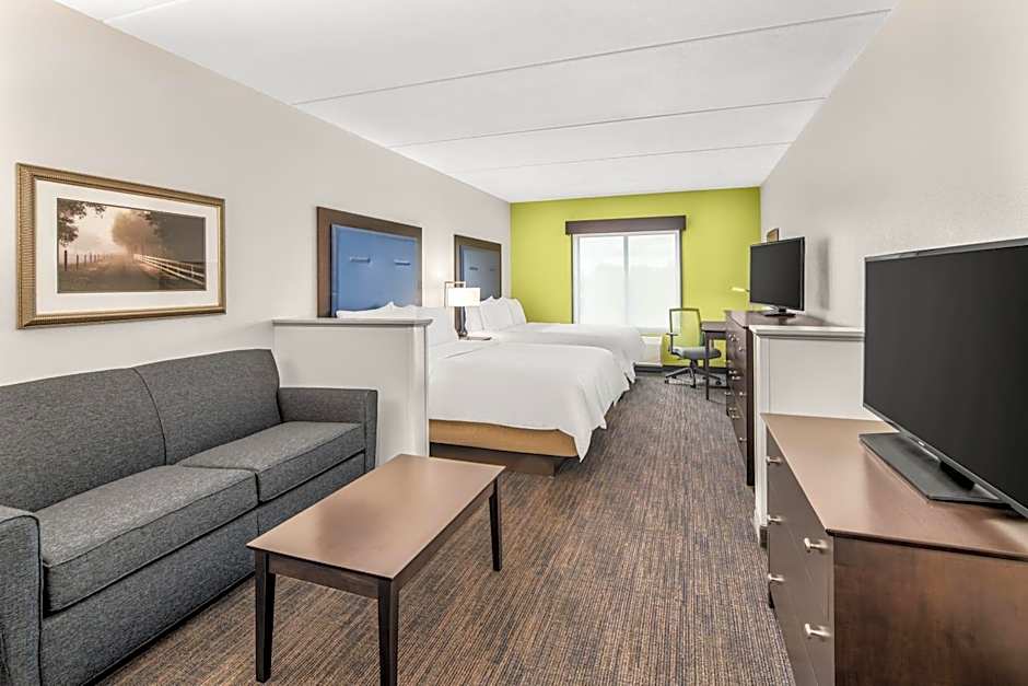 Holiday Inn Express & Suites Wilmington-Newark by IHG
