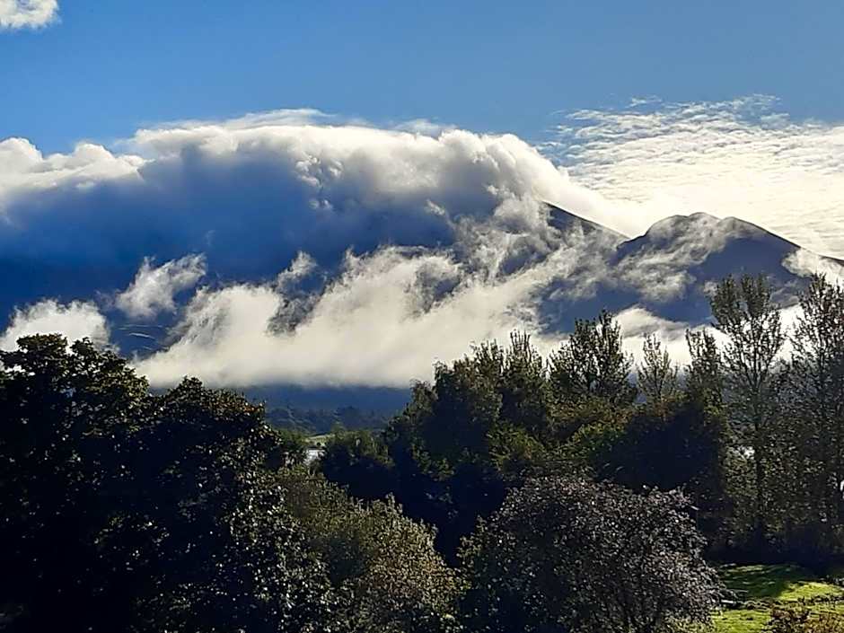 Lakeside Country Guest House