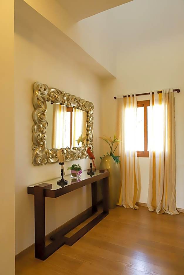 Sybaris Suites & Residences