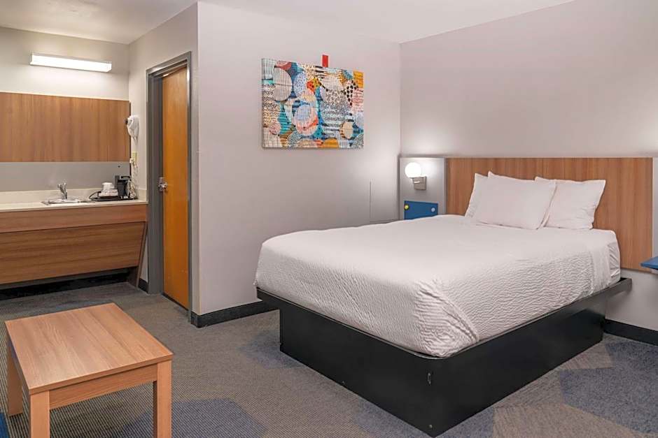 Microtel Inn & Suites by Wyndham Pigeon Forge