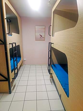 Bed in 4-Bed Female Dormitory Room (18 - 35 ages only)
