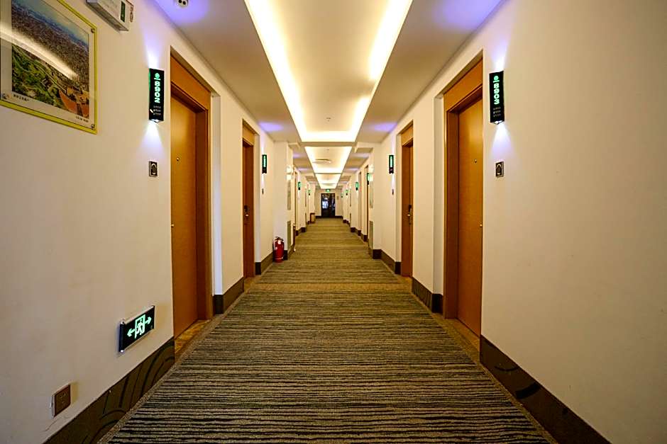 GreenTree Inn Jinzhong Pingyao City South Railway Station Express Hotel