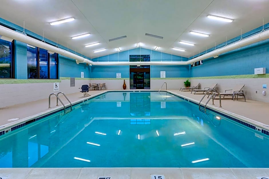 Holiday Inn Express and Suites Blacksburg- University Area By IHG