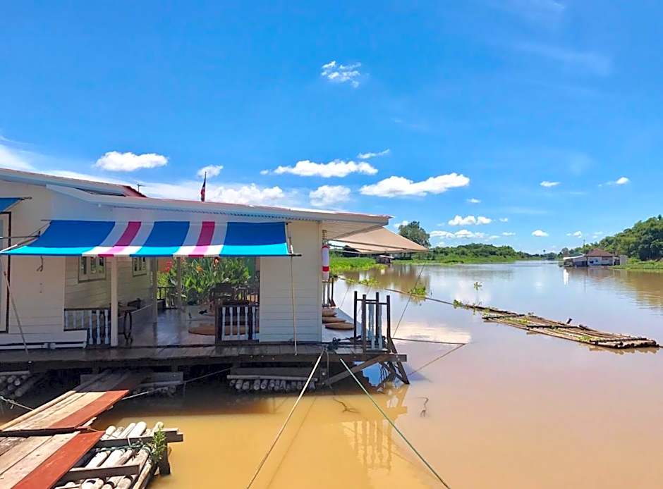 อยู่แพ PaeStay อุทัยธานี